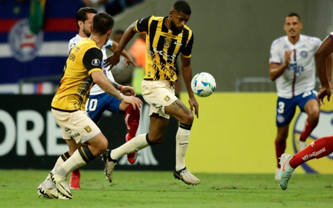 Incidencia del partido entre The Strongest y Bahia por la Libertadores 2025