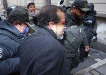 El gobernador electo de Santa Cruz, Luis Fernando Camacho, llega a su audiencia de juicio oral.