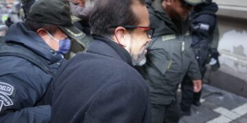 El gobernador electo de Santa Cruz, Luis Fernando Camacho, llega a su audiencia de juicio oral.