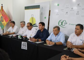 El presidente de la CAO, José Luis Farah, en conferencia de prensa.
