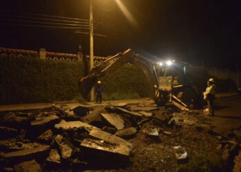 Trabajos en la Avenida del Poeta.