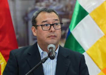 El gerente de YPFB Refinación, Julio César Camargo.