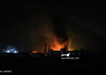 Israel destruye depósitos de armas en Siria