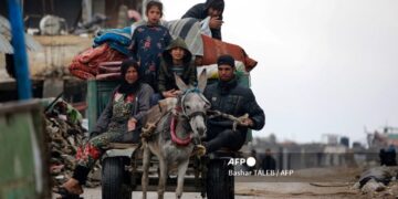 Los palestinos nuevamente deben huir