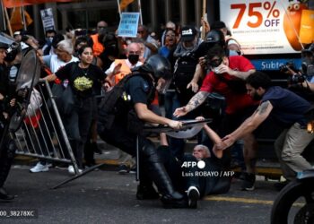 La acción policial dejó varios heridos