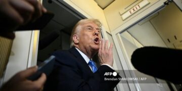 Trump advierte con sanciones a Rusia y Ucrania