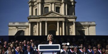Le Pen agradeció el apoyo