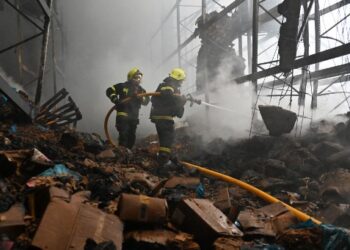 Varios edificios fueron destruidos en Sumi