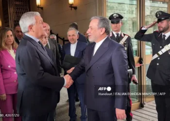 Los delegados de Irán y Estados Unidos
