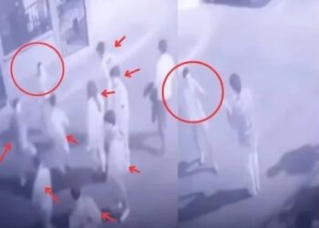 A menos 10 personas protagonizaron una gresca afuera de la discoteca Fórum.