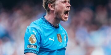 De Bruyne festeja su gol