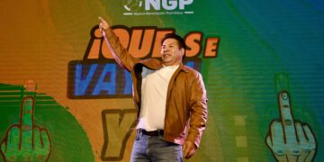 el precandidato presidencial por el partido político Nueva Generación Patriótica (NGP), Édgar Uriona, participa de su proclamación.