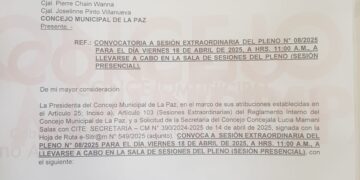 El documento con la convocatoria a la sesión extraordinaria.
