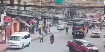 Imágenes de cámaras de videovigilancia captaron el momento del accidente.