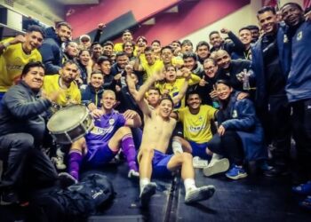 El festejo del nuevo representante de El Alto er el camerín de el Titán.