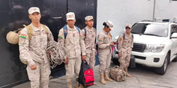 Un contingente del SAR FAB se trasladó a Irupana para buscar a una joven desaparecida que fue arrastrada por las aguas del río La Banda.