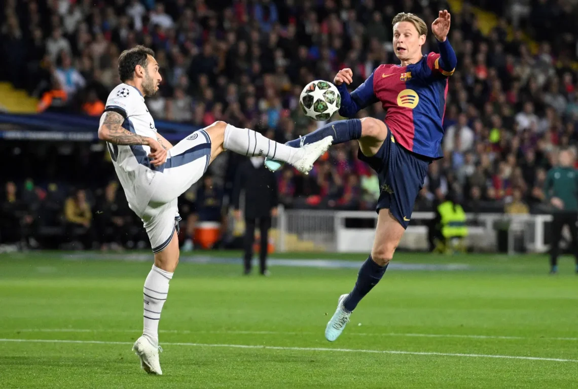 Una incidencia del Barcelona e Internacional italiano por la Liga de Campeones 
(AFP).