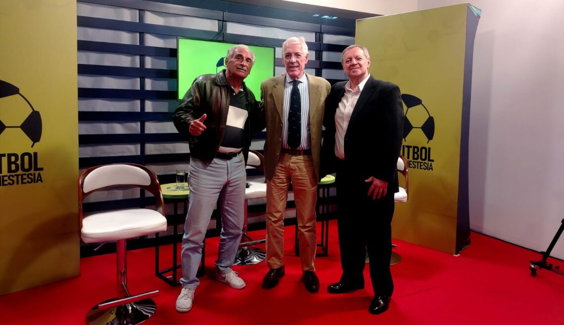 Ricardo Fontana (izq.), Jorge Barraza y José Alberto 'Gringo' Gonzales.