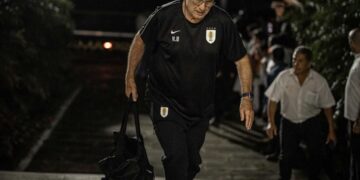 El seleccionador de Uruguay, el argentino Marcelo Bielsa, anoche en Santa Cruz.