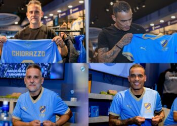 Los goleadores Horacio Chiorrazzo y William Ferreira en la previa del partido de este domingo.