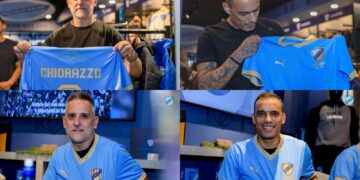 Los goleadores Horacio Chiorrazzo y William Ferreira en la previa del partido de este domingo.
