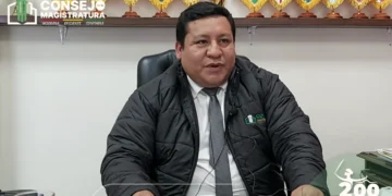 El presidente del Consejo la Magistratura, Manuel Baptista, es entrevistado por la prensa. Foto: Consejo de la Magistratura
