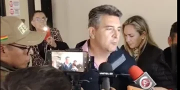 El diputado Richard Ribera tras su aprehensión en el aeropuerto del El Alto.