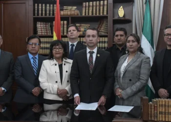 Magistrados del TSJ brindan un mensaje al país.