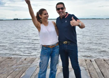 Mario Cronenbold y Jessica Jordán trabaja en la campaña de Andrónico Rodríguez.