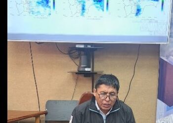 El director del Senamhi, Hugo Mamani, brindó la información en una conferencia de prensa. Foto: Captura Senamhi.