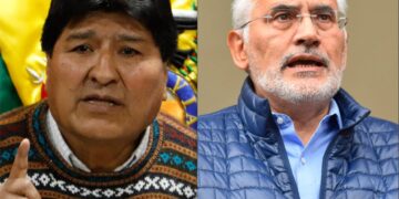 Los expresidentes Evo Morales y Carlos Mesa.