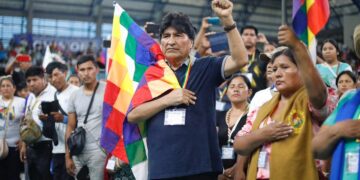 Evo Morales y Elizabeth Paco, presidente y vicepresidenta de Evo Pueblo.
