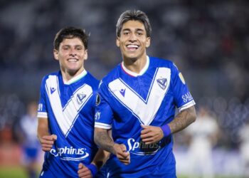 Álvaro Montoro y Maher Carrizo festejan un gol