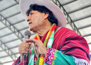 El expresidente Evo Morales participa de un evento en Lauca Ñ.