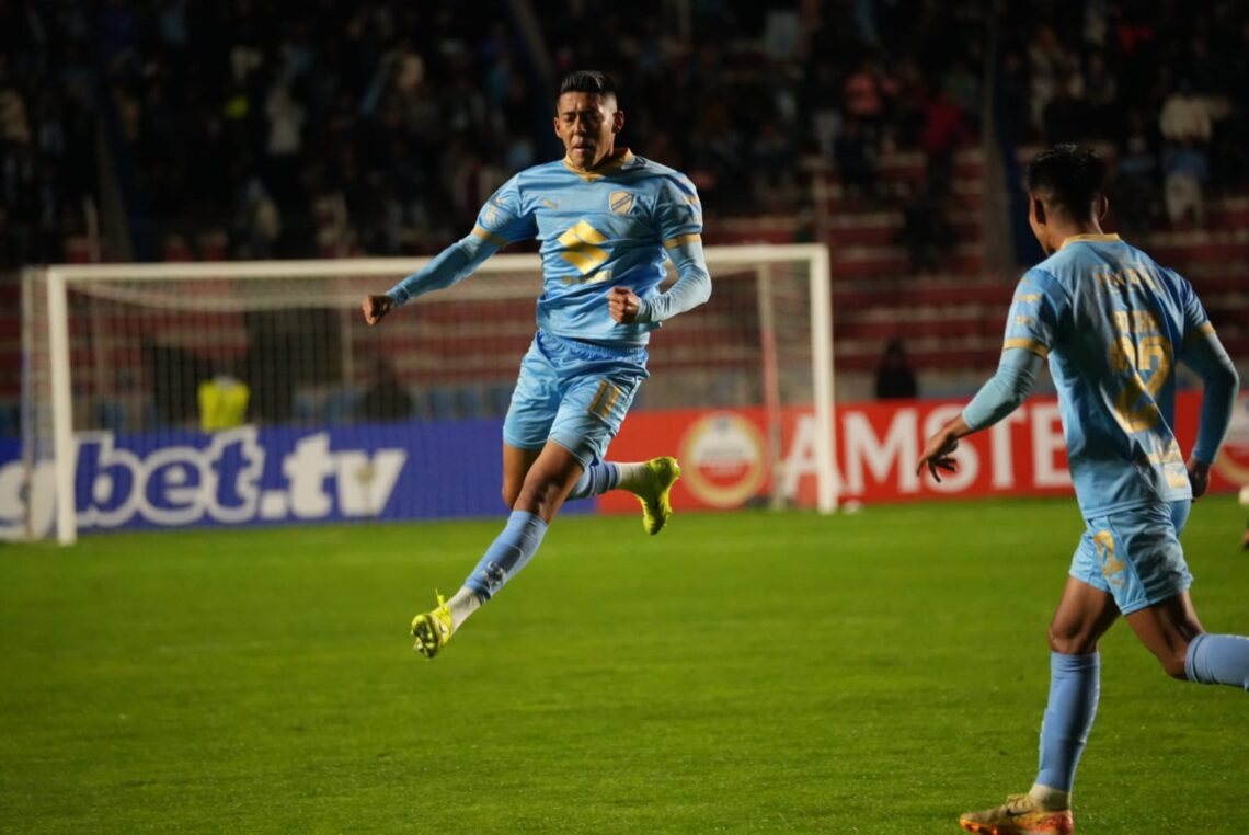 Ramiro Vaca festeja uno de sus goles
