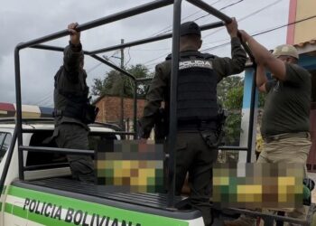 La Policía acudió al levantamiento del cadáver. Foto: Fiscalía.