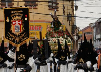 La procesión del Santo Sepulcro en la ciudad de La Paz. Foto: APG.