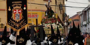 La procesión del Santo Sepulcro en la ciudad de La Paz. Foto: APG.