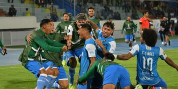 Festejo furioso y emocionado de los jugadores de San Antonio Bulo Bulo