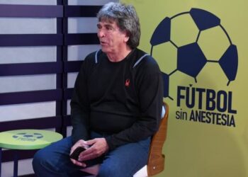 Juan César Silva en el set televisivo de La Razón, en Alto Auquisamaña.