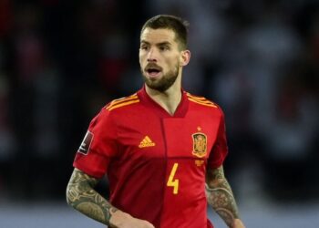Íñigo Martínez con la camiseta de la selección española.