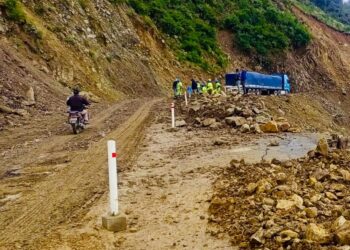 Una de las carreteras afectadas por las lluvias. Foto: Archivo.