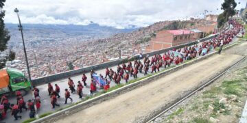 La Federación Túpac Katari se dirige a La Paz.