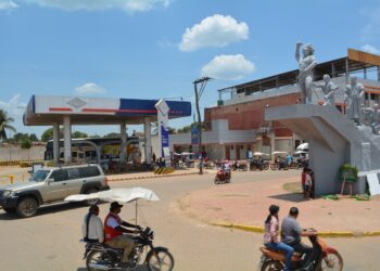 El abastecimiento de combustibles está garantizado, según YPFB.