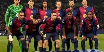 El plantel del Barcelona que inició ante el Dortmund
