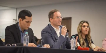 El presidente de YPFB defiende la gestión de Botrading. Foto: YPFB.