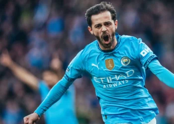 Bernardo Silva celebra su gol