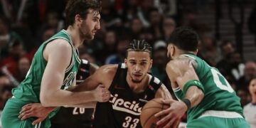 Incidencia del choque entre 'Celtics' y 'Blazers'