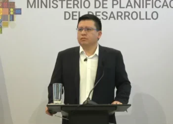 El ministro de Planificación del Desarrollo, Sergio Cusicanqui, en conferencia de prensa. Foto: Ministerio de Planificación del Desarrollo. fo