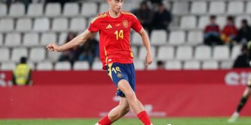 Dean Huijsen con las selecciones menores de España.